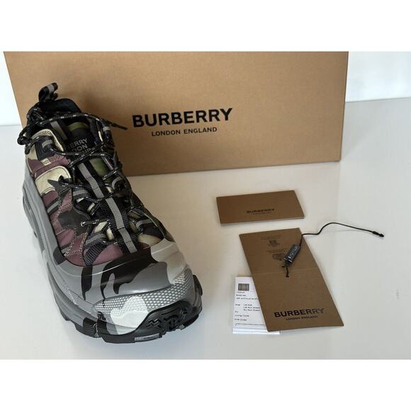 NIB $890 Burberry Men\'s Arthur Mangrove Green Sneakers 10 US (43 Eu) 8042185 IT main image 11